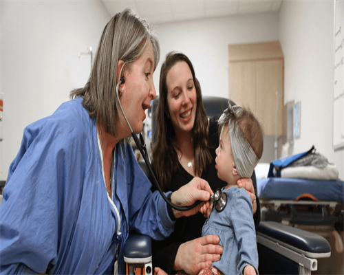 借卵自怀价格,试管婴儿禁忌症，32岁能做试管婴儿吗